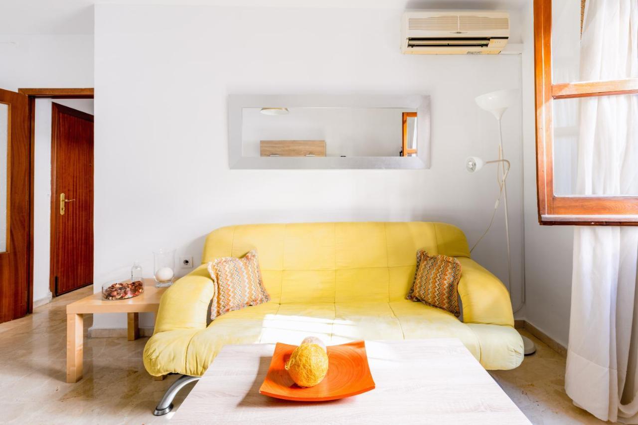 Holi-Rent Procurador Apartment Sevilla Exterior foto
