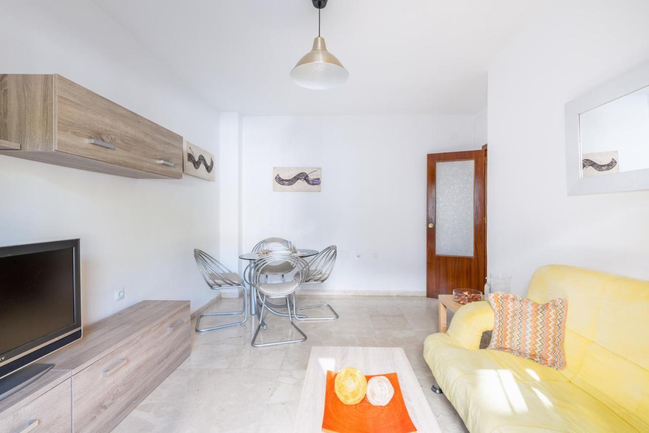 Holi-Rent Procurador Apartment Sevilla Exterior foto