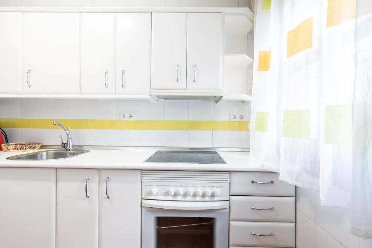 Holi-Rent Procurador Apartment Sevilla Exterior foto