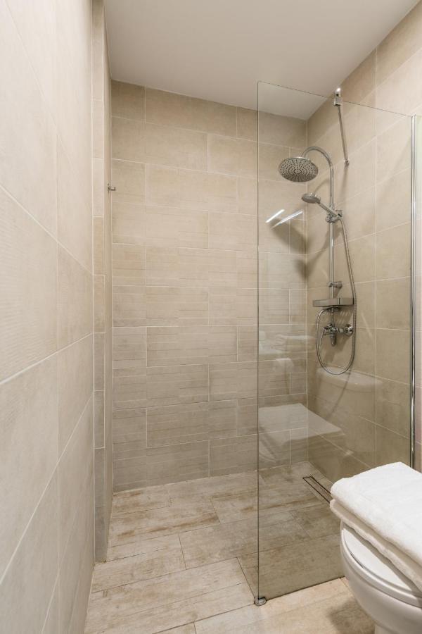 Holi-Rent Procurador Apartment Sevilla Exterior foto