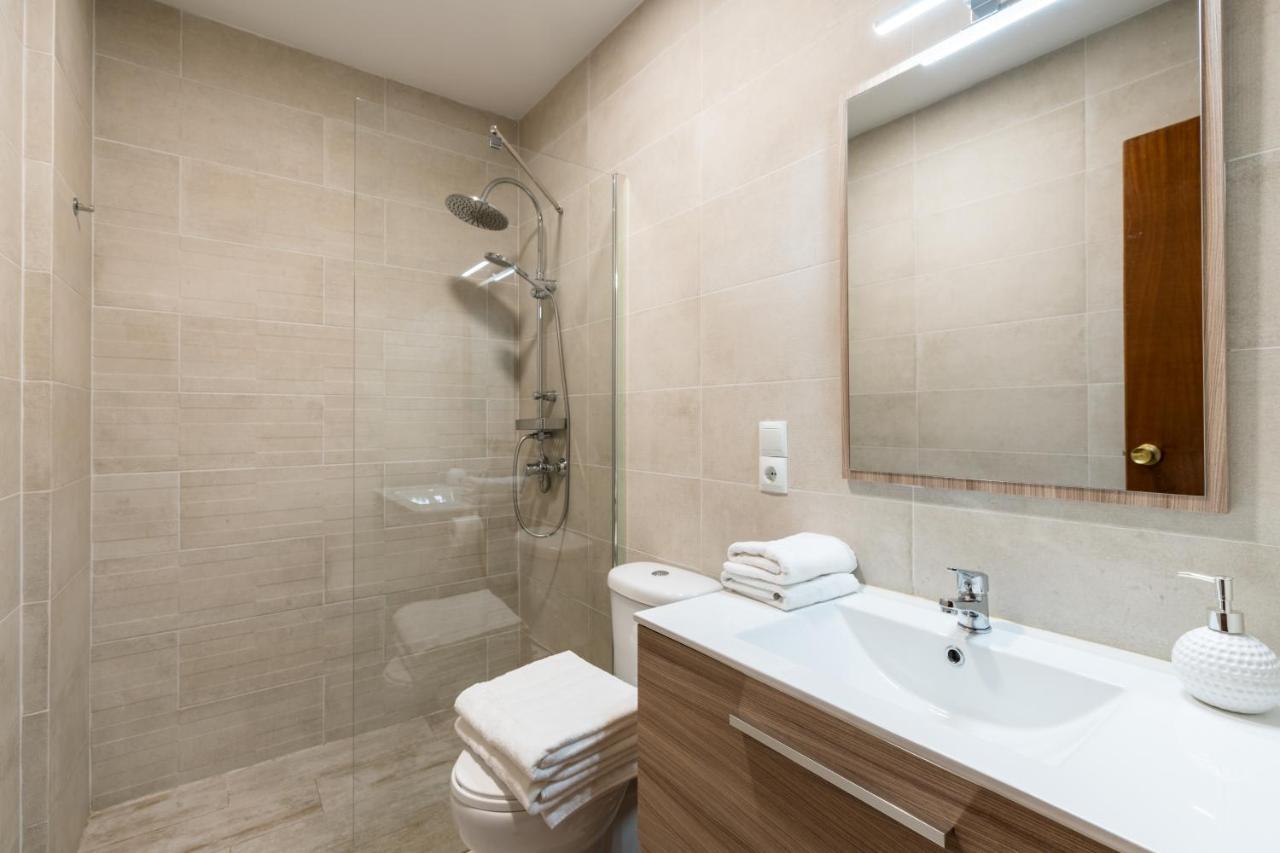 Holi-Rent Procurador Apartment Sevilla Exterior foto